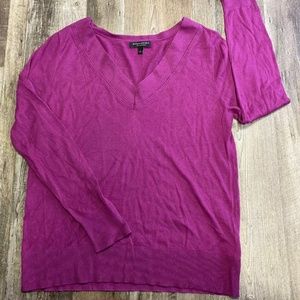 Banana Republic Fuchsia Pink Long Sleeve V-Neck Sweater